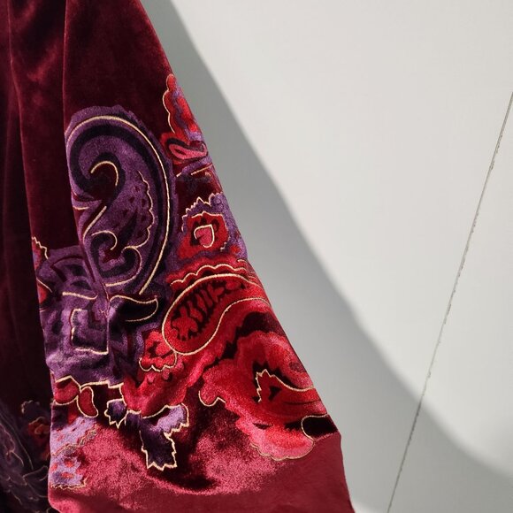 Coldwater Creek Velvet Style Rich Burgundy Color Floral Blazer Jacket - Size 12 - Picture 8 of 11